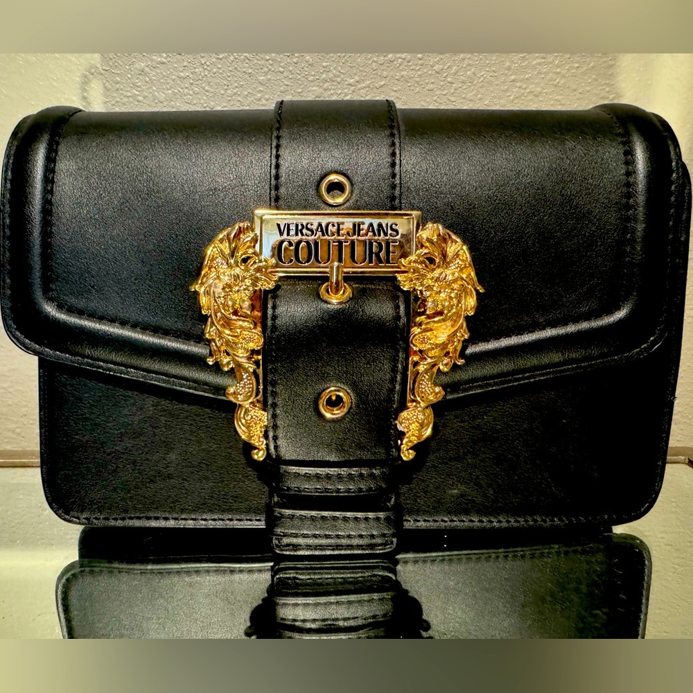 Baroque buckle, Chain strap, outer material: leather/polyester NEVER USED